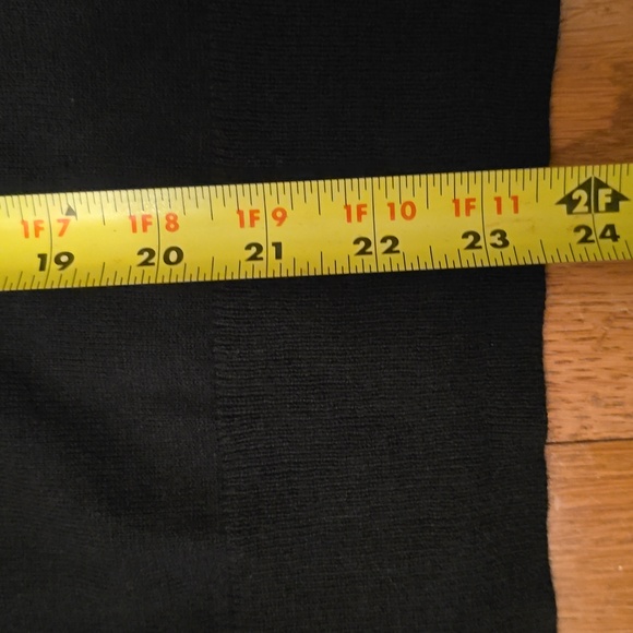 WORTHINGTON BRAND WOMEN'S BLACK PULLOVER CREWNECK SWEATER SIZE SMALL - Picture 11 of 15